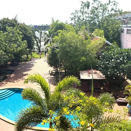 The Moon Kampot Boutique-3